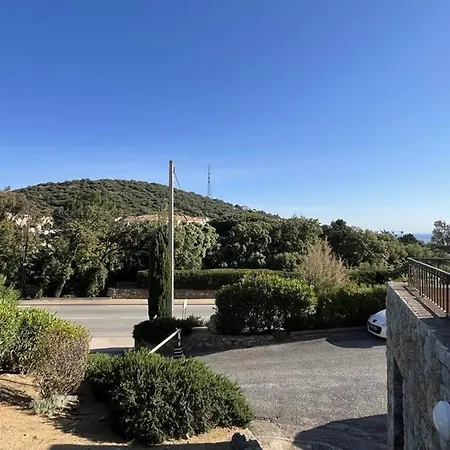 Avec Terrasse, 2 Chambres, Parking Prive, A 2km De La Plage - L'ile-rousse - Fr-1-63-359